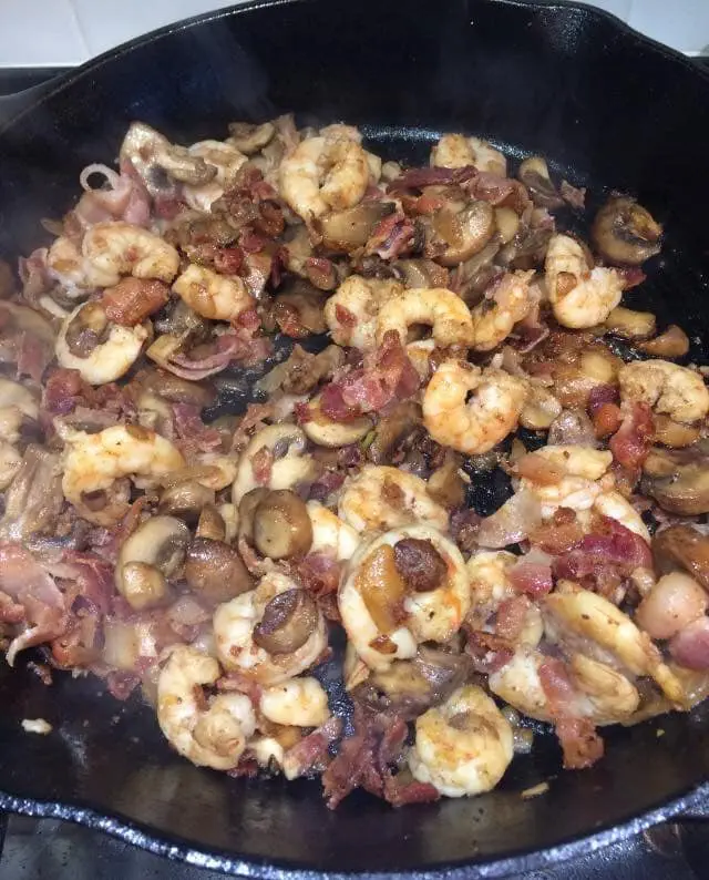How to Make Shrimp and cheese Grits