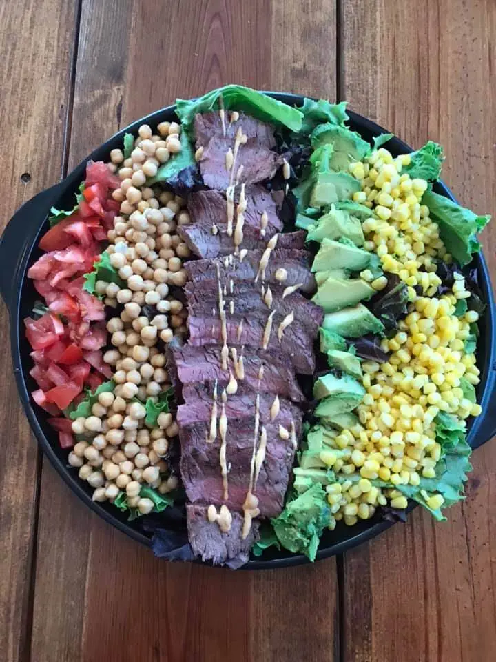 Colorful Grilled Steak Summer Salad Platter