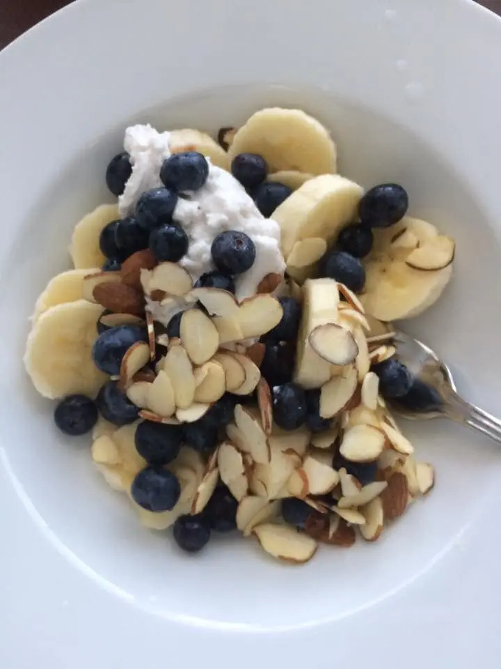 Easy Breakfast Parfait