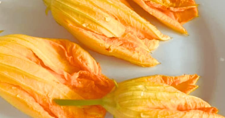 How to make air-fryer stuffed squash blossoms